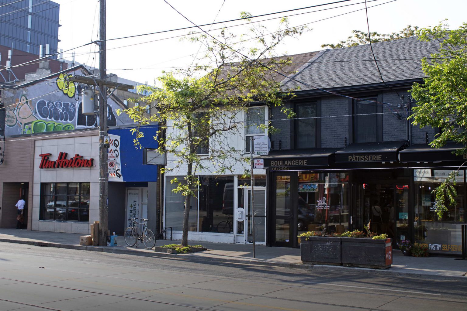 Queen W. & Bathurst (Existing)